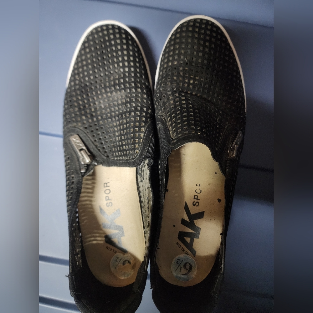 Ladies' Black Slip-On Shoes